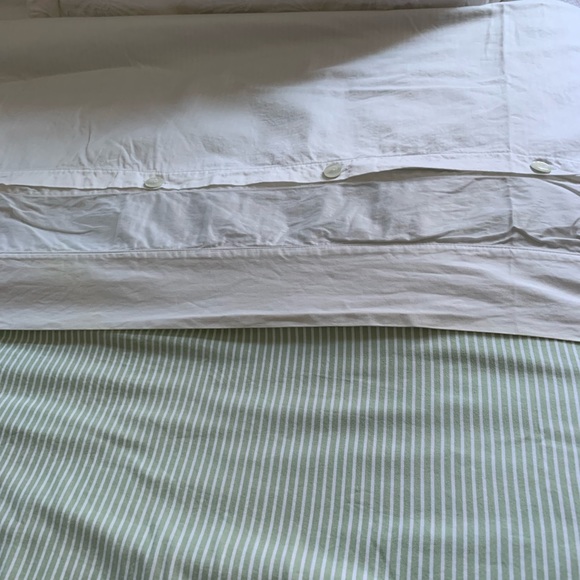 Matouk Green And Cream striped King duvet cover
